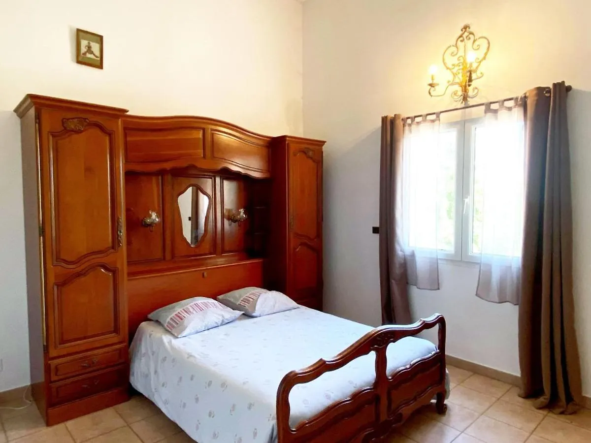 Chambres D'Hotes Chez Gustou Laragne Bed & Breakfast Laragne-Monteglin